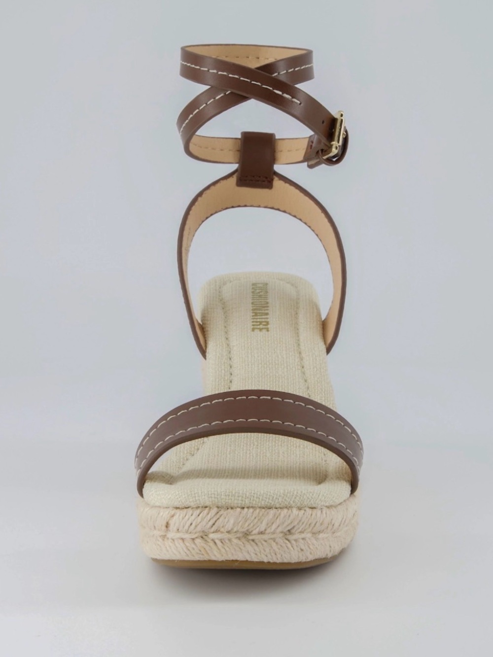 CUSHIONAIRE Women's Chico One Band Espadrille Wedge Sandal. . Brown. Size 9